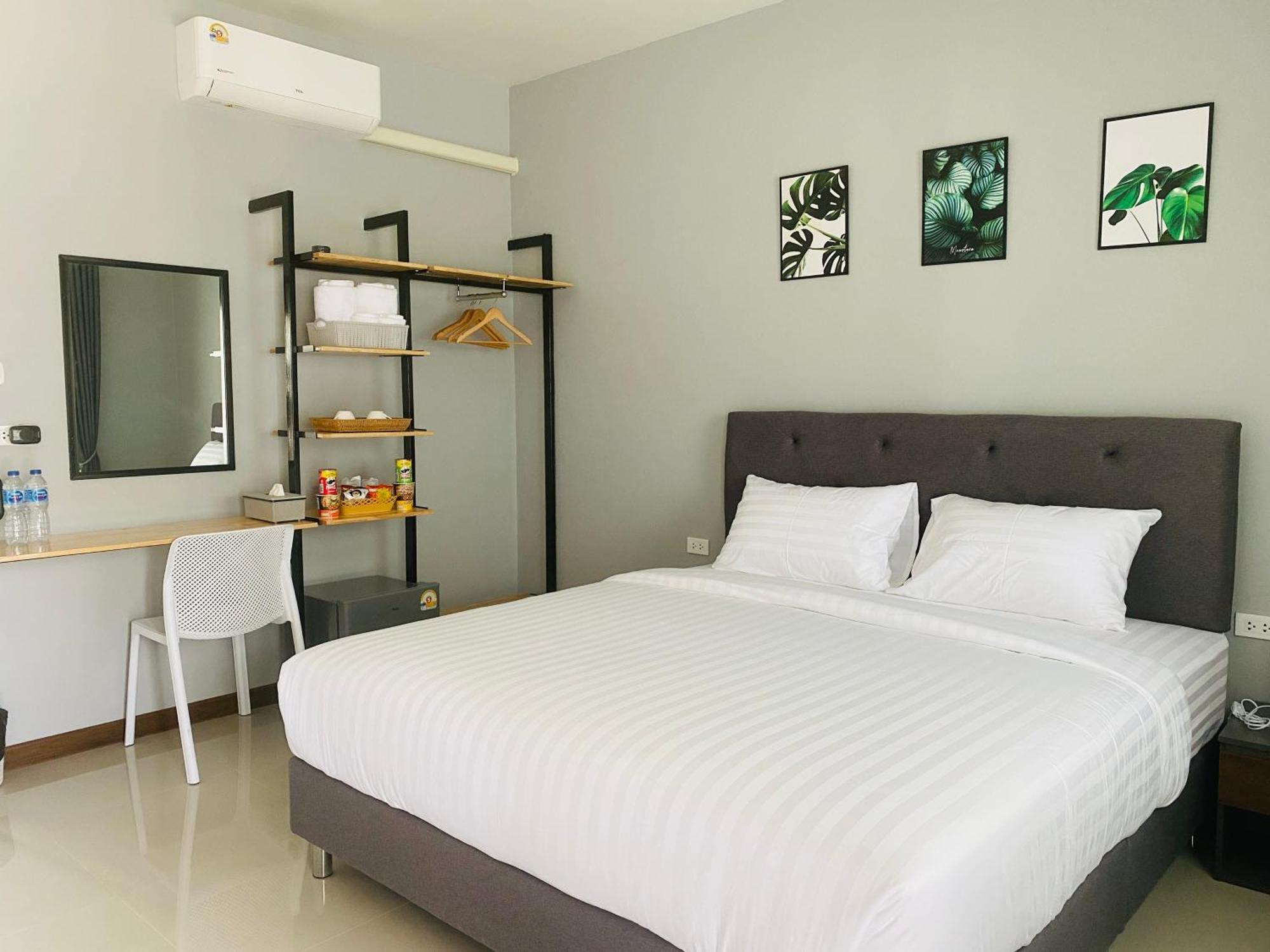 B Villa 62 Rayong Bagian luar foto