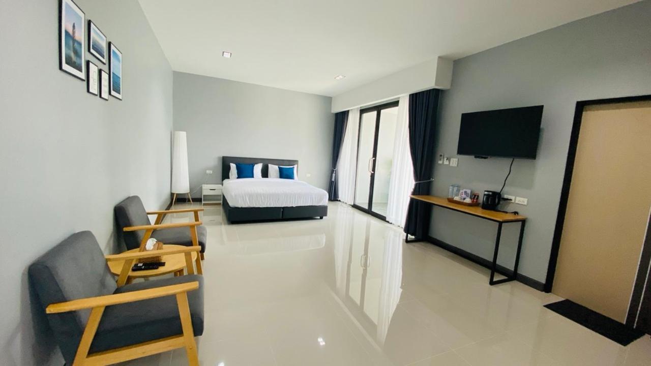 B Villa 62 Rayong Bagian luar foto